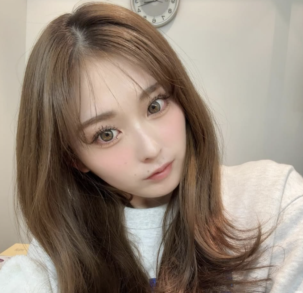 ゆうちゃみ