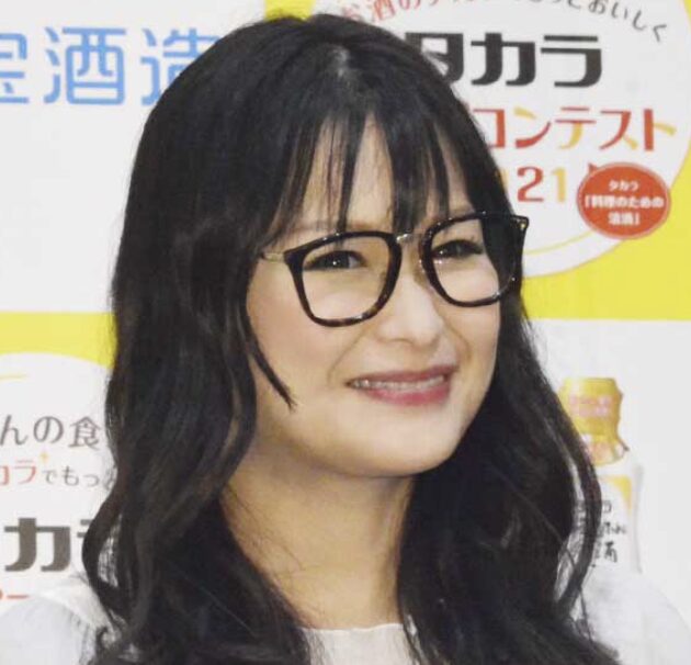 ギャル曽根 顔白い