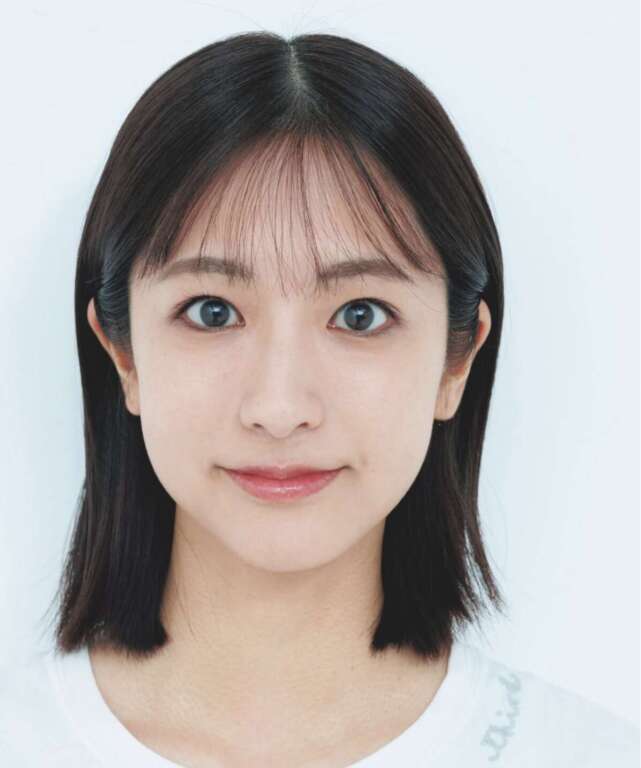 田村真子さんのメイクがよく分かる画像