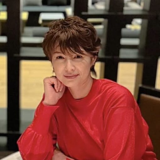 吉瀬美智子　いかり肩
