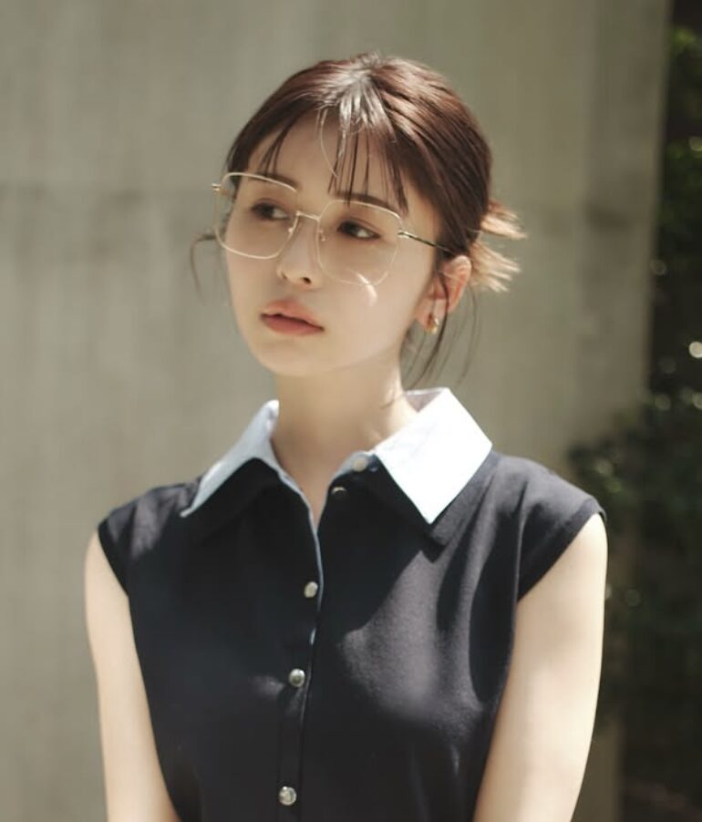 長濱ねる　眉毛
