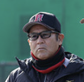 中井哲之の監督として活躍している姿