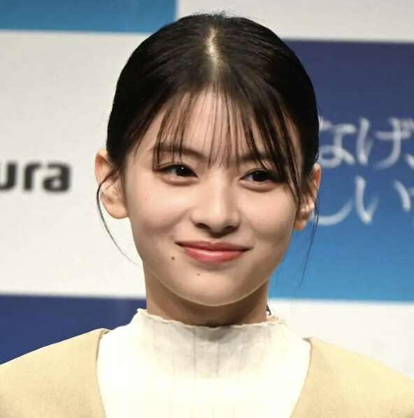 出口夏希 顔変わった