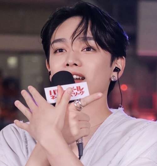 宮世琉弥 化粧濃い