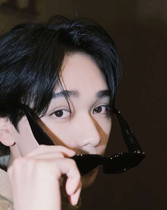 宮世琉弥 化粧濃い