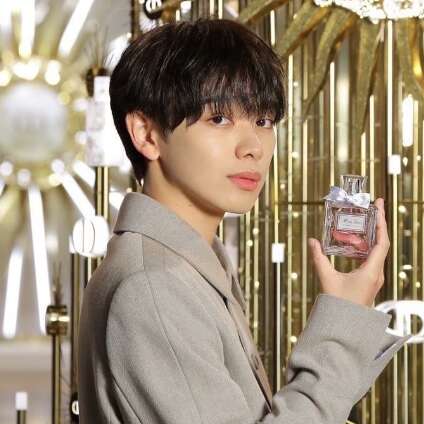 宮世琉弥 化粧濃い