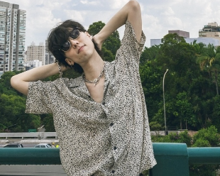 野田洋次郎のサングラス姿