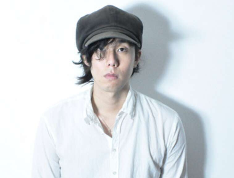 野田洋次郎のは帽子を被っている姿