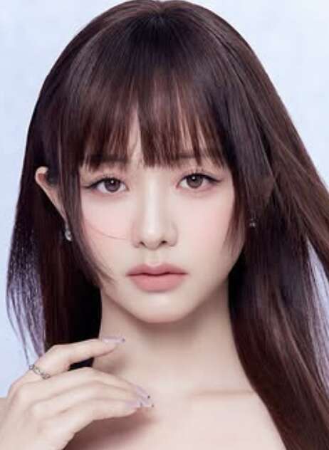 森香澄のキメ顔の画像