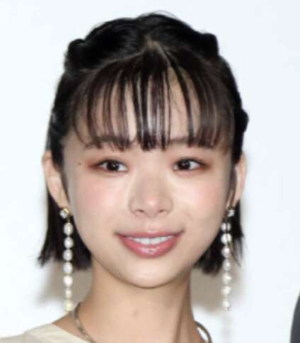 趣里の笑顔の画像